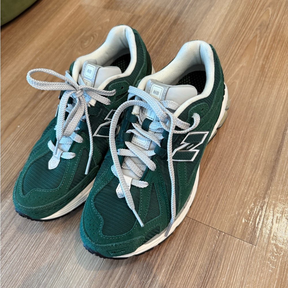 New Balance Forest Green Athletic Shoes